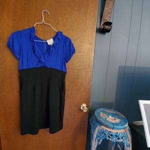 Super cute v cut dress